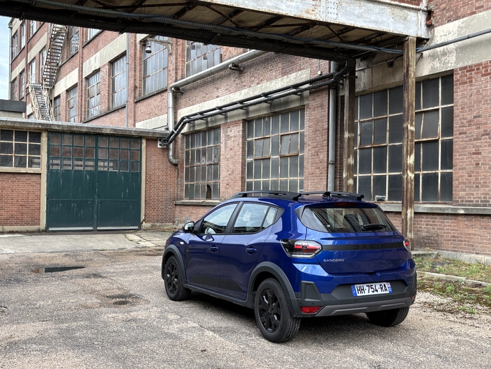 Dacia Sandero Stepway : pourquoi choisir l'essence TCe 110 quand le GPL fait (presque) tout mieux ?