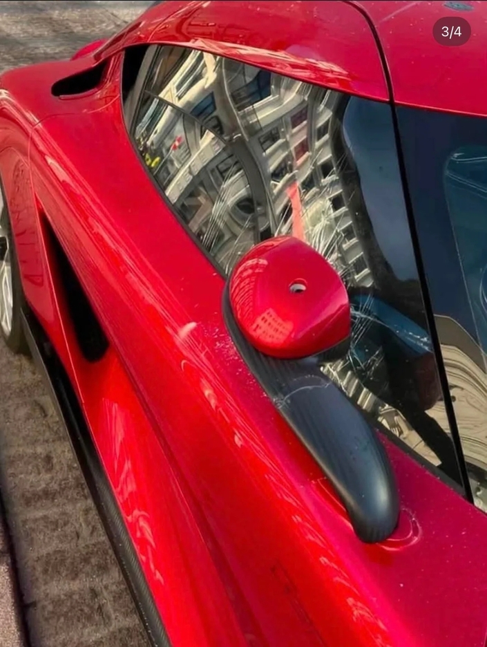 Quelqu’un en veut à la toute première Koenigsegg Gemera
