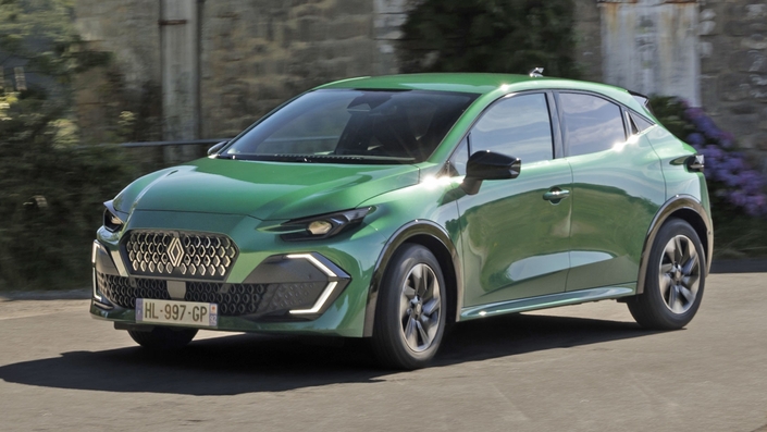 La nouvelle Renault Clio 6 est l’une des citadines polyvalentes préférées des Français. Il était temps de lui consacrer un guide d’achat sur Caradisiac.