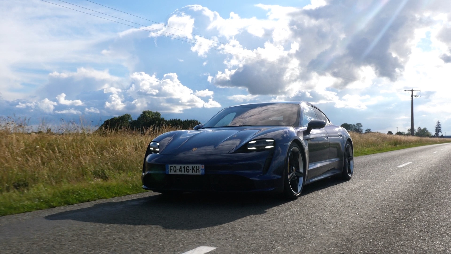 Porsche Taycan (2020) Sur route une vraie Porsche