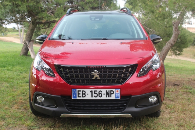 La Peugeot 2008 est le petit SUV le plus vendu en France. Au premier trimestre 2017, il s'en est immatriculé 295 exemplaires chaque jour !