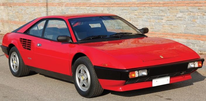 La Ferrari Mondial Quattrovalvole se veut à la fois rapide, sûre, confortable et homogène. Elle reste un peu rude en ville, mais là n'est pas sa destination. Photo : Guido Bassattini/RM Sotheby's.