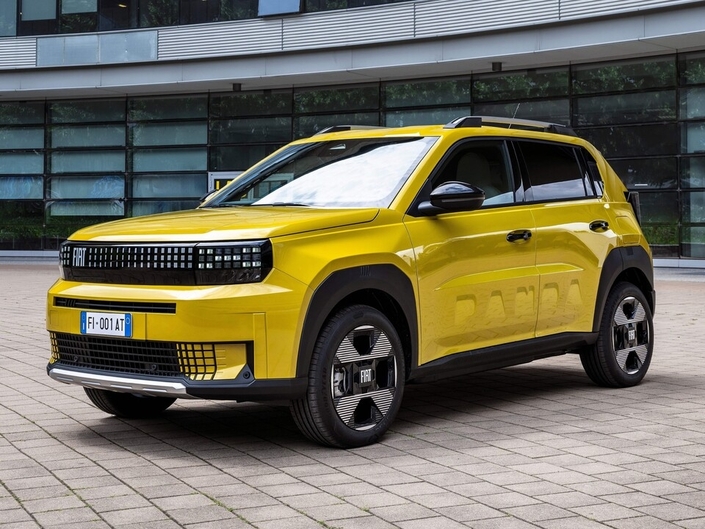 – Grande Panda essence : 1er loyer 2 800,00 €, 48 loyers 164,17 €, Durée 49 Mois, Kilométrage Annuel 10 000 km– Grande Panda Hybrid : 1er loyer 2 800,00 €, 48 loyers 194,17 €, Durée 49 Mois, Kilométrage Annuel 10 000 km– Grande Panda électrique : 1er loyer 7 300,00 €, 36 loyers 176,99 €, Durée 37 Mois, Kilométrage Annuel 10 000km