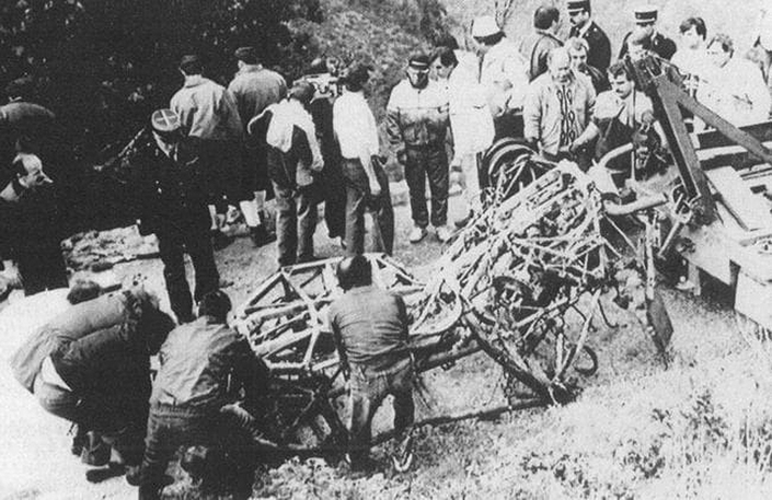 Les restes de la Lancia Delta S4 de Toivonen après l'accident monstrueux du Tour de Corse 1986.