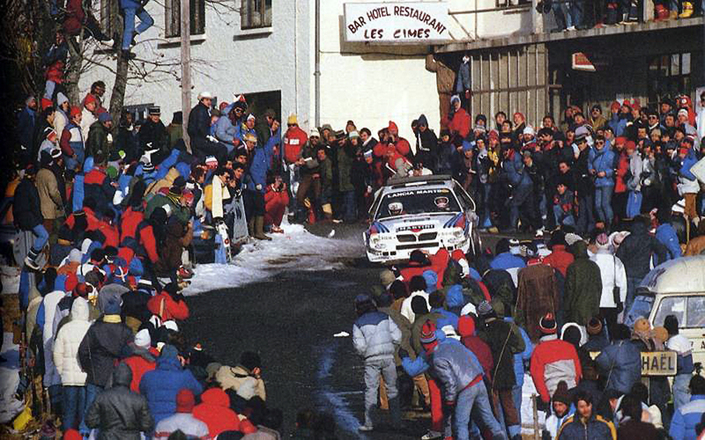 Le public est très, très proche des voitures de course à l'époque du Groupe B, comme on le voit ici au Monte Carlo 1986.