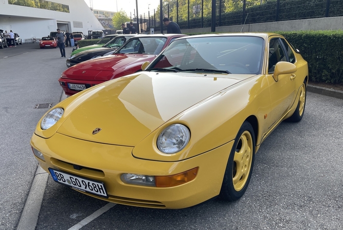 Cette Porsche 968 CS, malgré son dépouillement, délivre un agrément de conduite inattendu, tant sa mise au point a été peaufinée.