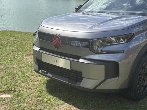 La Citroën C3 hérite d'un nouveau bouclier.