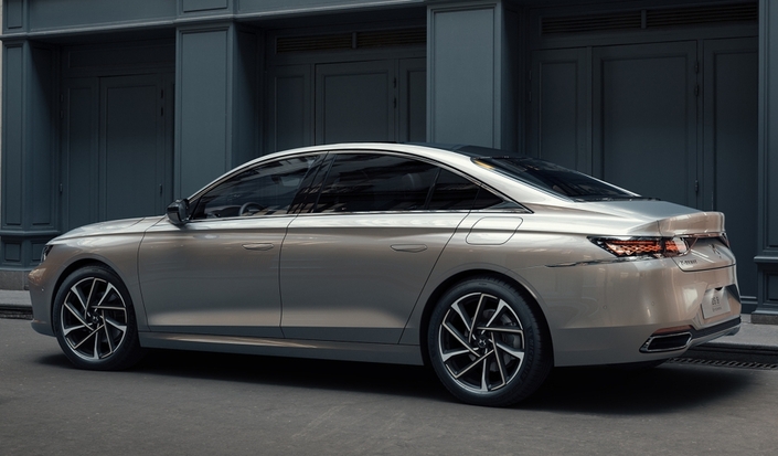 DS Automobiles se réveille enfin!
