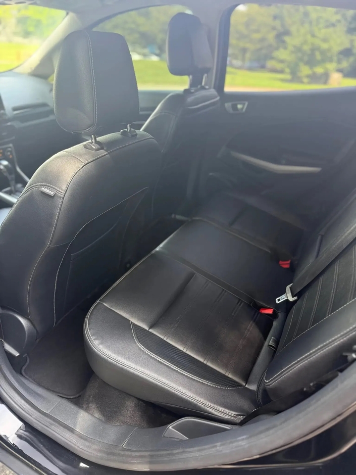 Ce Ford Ecosport est passé du crossover banal à l’étrangeté sur roues