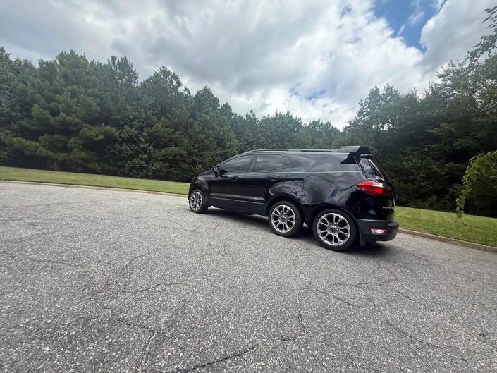 Ce Ford Ecosport est passé du crossover banal à l’étrangeté sur roues