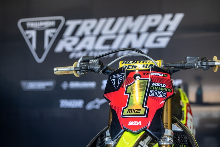 Une grande première pour Triumph et BMW avec deux titres mondiaux !