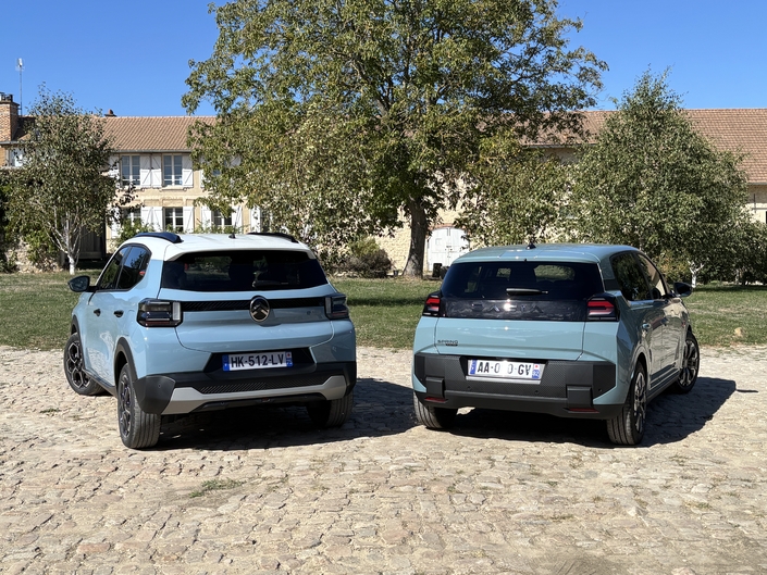 Nos deux citadines sont dos à dos, place maintenant aux essais.