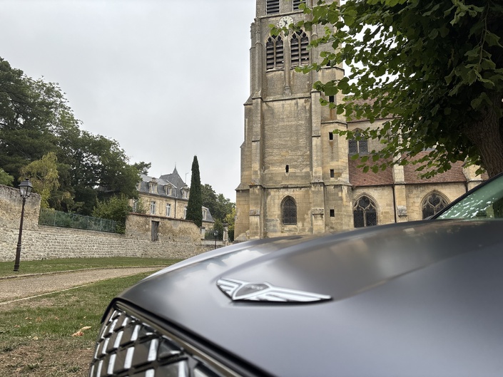Genesis GV70 : le premium coréen est-il meilleur que le premium allemand ?