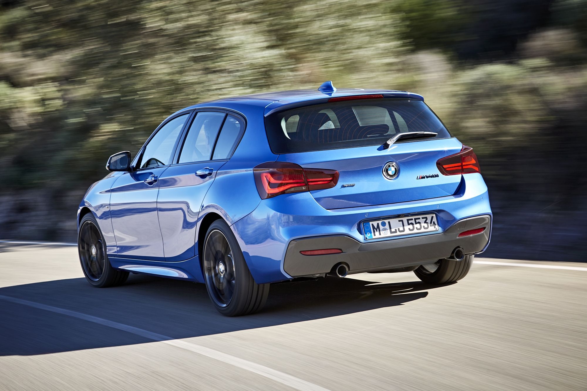 Bmw 1 панель