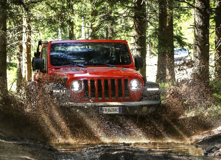 Jeep rappelle des Wrangler pour un risque d’incendie