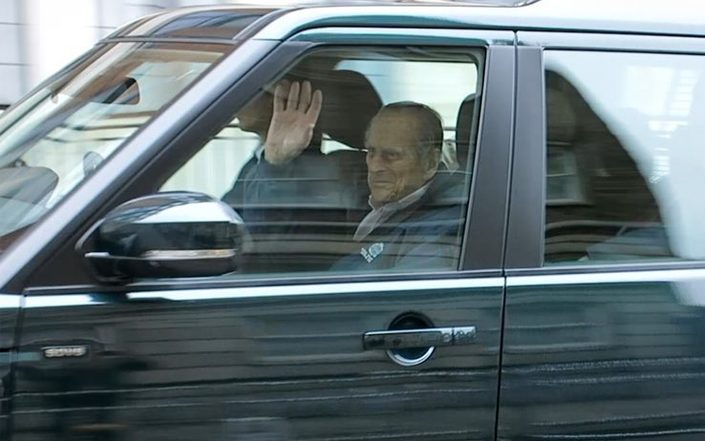 Le Prince Phillip renonce à conduire