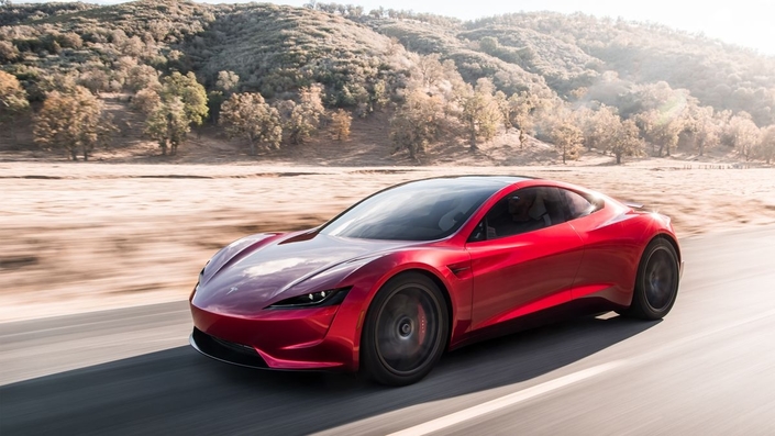 Surprise : Tesla dévoile son nouveau Roadster