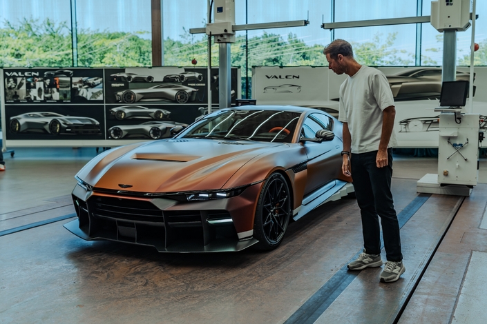 L’Aston Martin Valen.