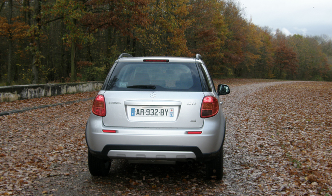 Essai - Suzuki SX4 2.0 DDis GLX 4X4 : discrètement dans le coup