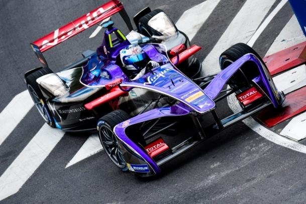 ePrix de Paris 2017 - DS parade dans les rues de la capitale (reportage vidéo)