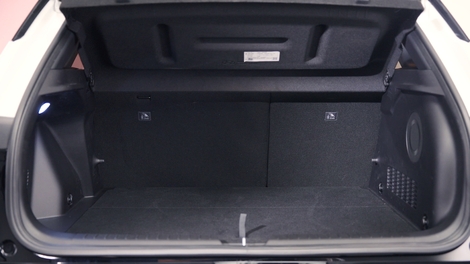 La capacité du coffre varie entre 397 et 440 litres suivant la motorisation.
