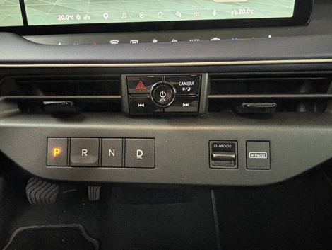 La Leaf est équipée d’un système e-pedal qui permet de se passer de frein. Utile en ville mais parfois piégeur !