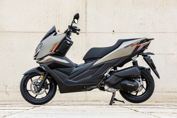 La Chine n’inonde plus seulement son marché : près de deux motos sur trois partent désormais à l’étranger