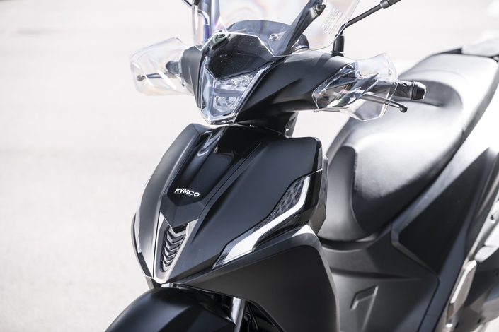 Plus de chevaux et une révolution technique pour le nouveau scooter Kymco People R