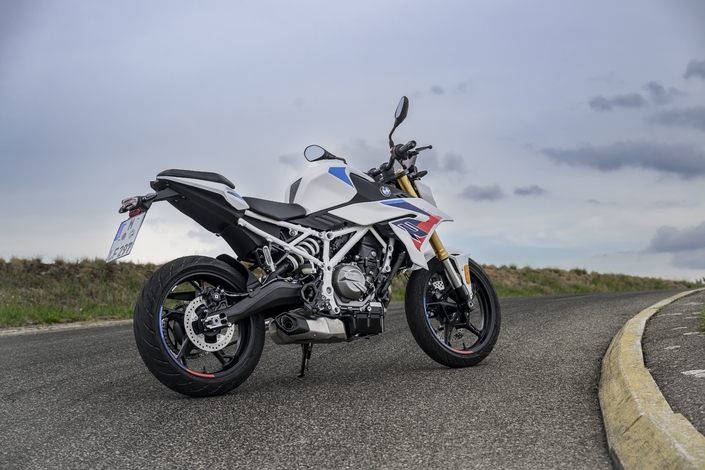 BMW F 450 R : la petite GS n’est plus toute seule, rejointe par le roadster !