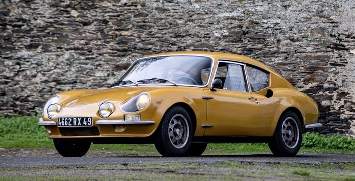 Redessinée et dotée d'un 1300, la CG 1300 S sort en 1973. Elle frôle les 200 km/h ! Mais c'est le chant du cygne de CG.