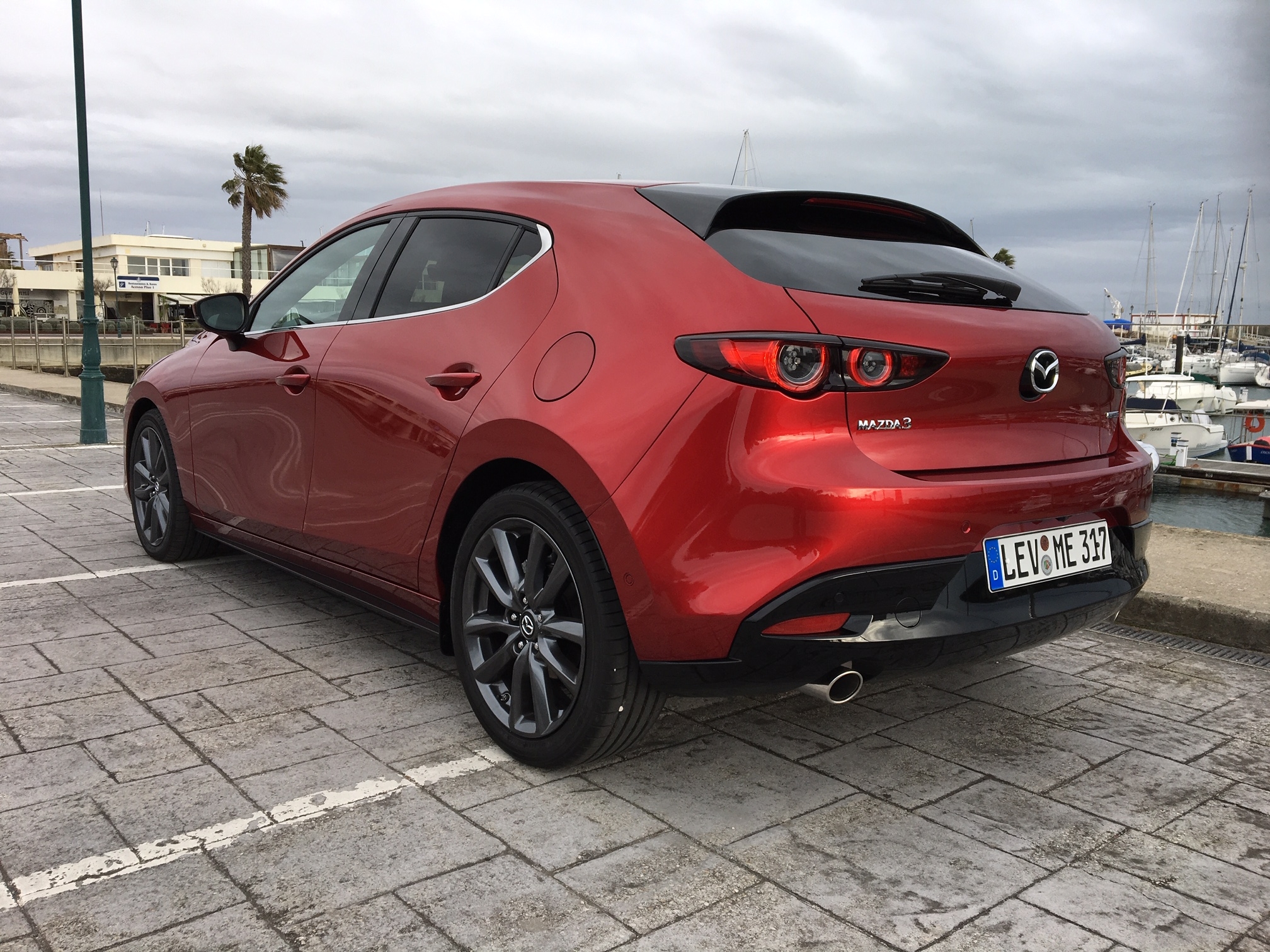Mazda 3 2019 хэтчбек