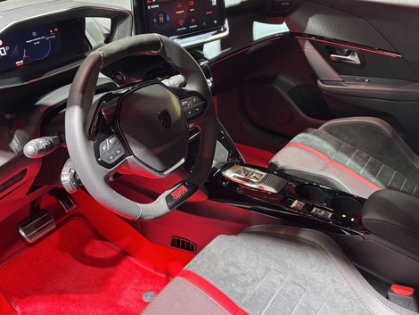 Le i-Cockpit avec la vue masquée sur le compteur.
