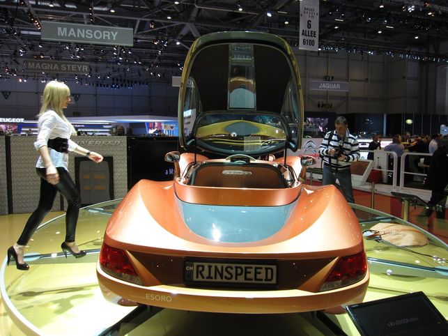 Le Rinspeed iChange : un Concept intelligent et non polluant !