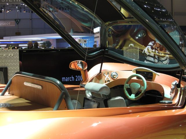 Le Rinspeed iChange : un Concept intelligent et non polluant !