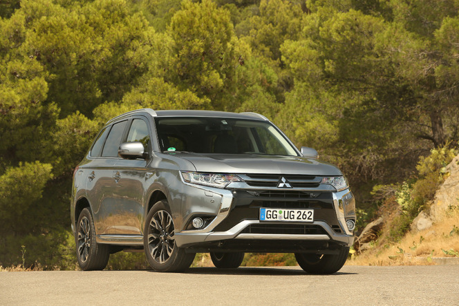 Salon de Francfort 2015 - Mitsubishi Outlander PHEV : mise à jour