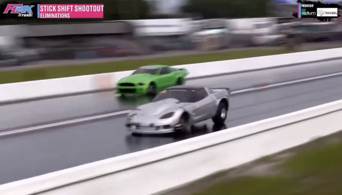 Son pneu explose à plus de 360 km/h