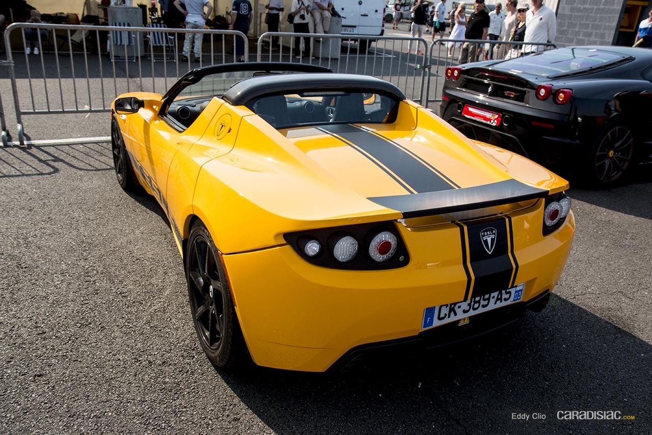 Photos du jour : Tesla Roadster (Sport&Collection)