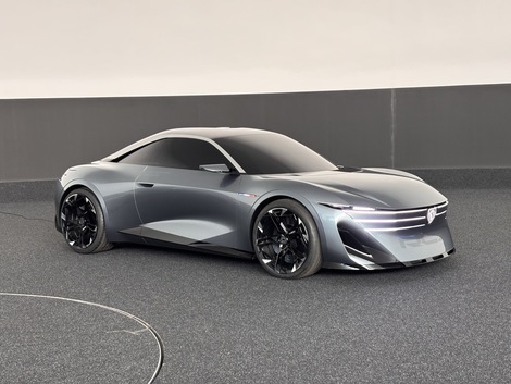 Exclusif: Gilles Vidal décrypte les concept-cars Stellantis du Mondial