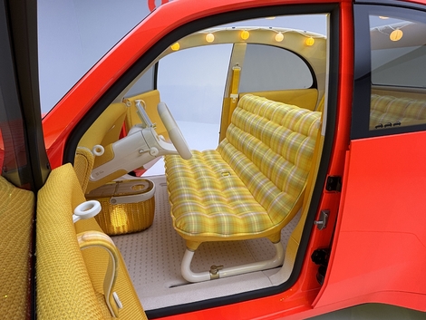 Avec le 2 CV concept, Citroën fait revivre le mythe au Mondial de Paris