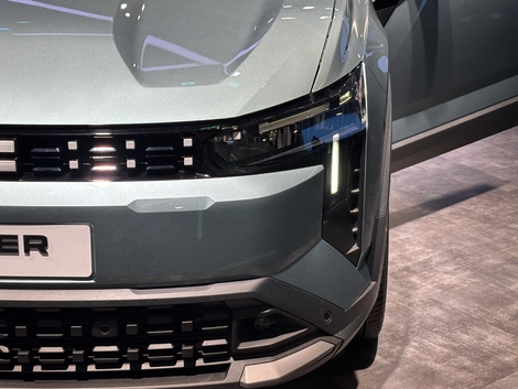 La nouvelle signature lumineuse en forme de T