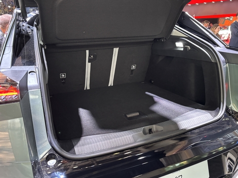Le coffre de 560 litres offre une bonne contenance.