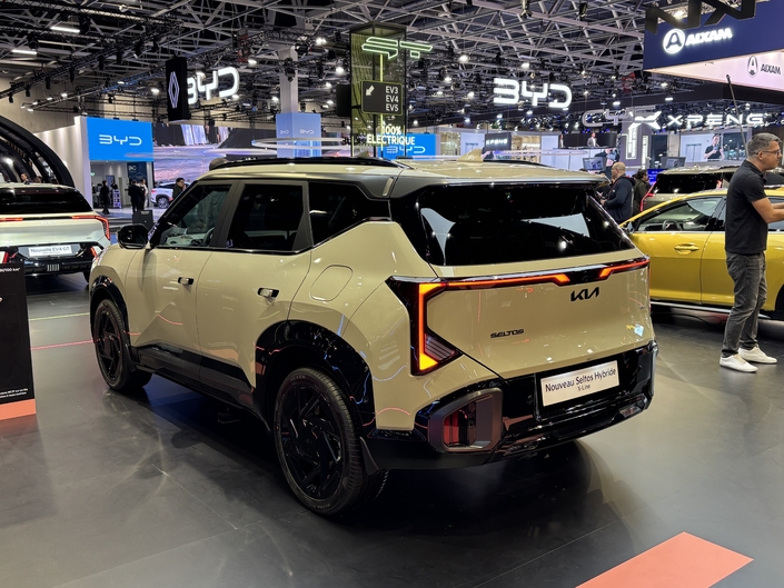 Le SUV sera proposé exclusivement avec des motorisations hybrides en deux ou quatre roues motrices.