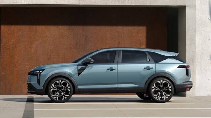 Dacia Striker: mi-break, mi-SUV et 100% familiale.