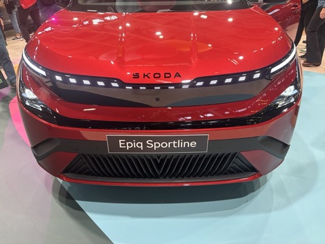 Epiq, Peaq, Kodiaq, Karoq, Kamik…ne manque que le Kradok. Les noms des Skoda sont juste incompréhensibles.