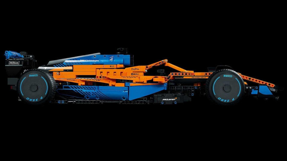 McLaren F1 se lance dans les legos