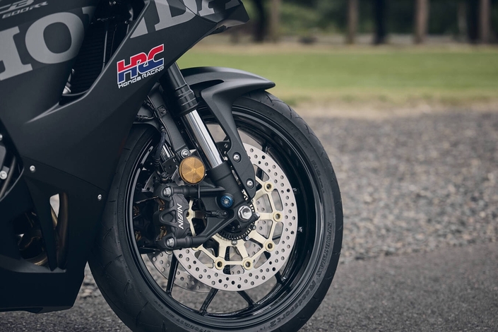 Honda CBR600RR (2027) : la pistarde 600 s’offre le freinage et la face avant de la Fireblade