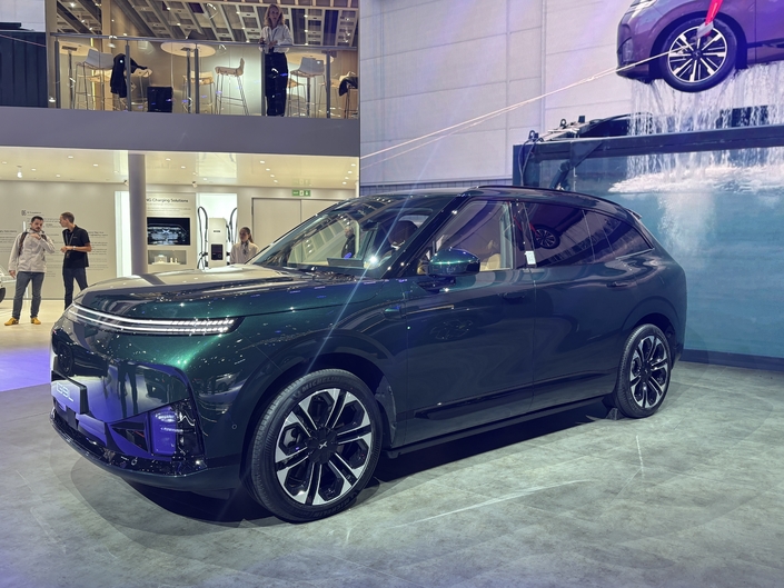 Le top 5 des SUV les plus dingues du Mondial