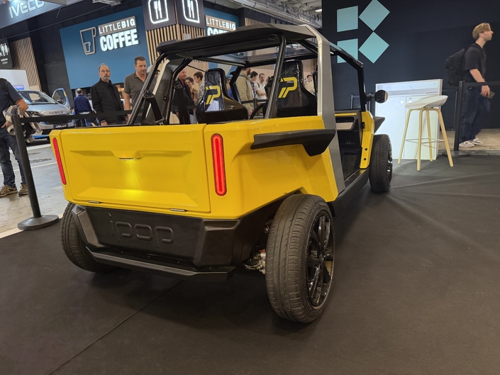 Présente au Mondial de l’Automobile 2026 de Paris, la IPop possède une benne de 350 litres. Elle peut se fermer complètement via un hard-top.