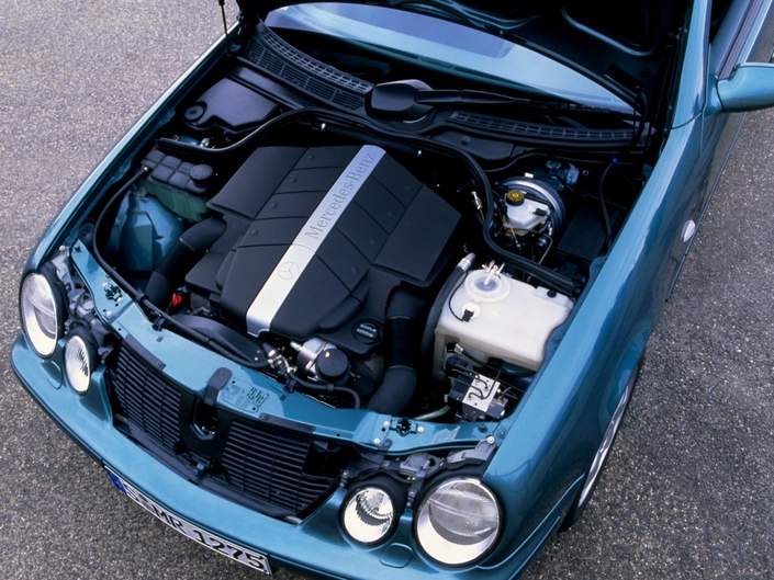 Le V8 M113 du Mercedes CLK 430 est du genre indestructible. En revanche, l'électronique et la corrosion constituent des points faibles.