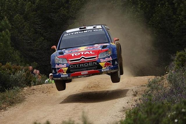 WRC Sardaigne Jour 2 : les Ford dans le rétro de Loeb